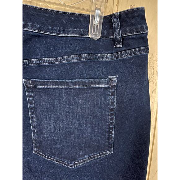 Lane Bryant Jeans Womens 22W Short Mid-Rise Straight Leg Dark Denim 22WP 22WS - Picture 9 of 9